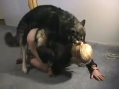 Fuck-hungry Italian teenage is having intercourse with her alluring pet 